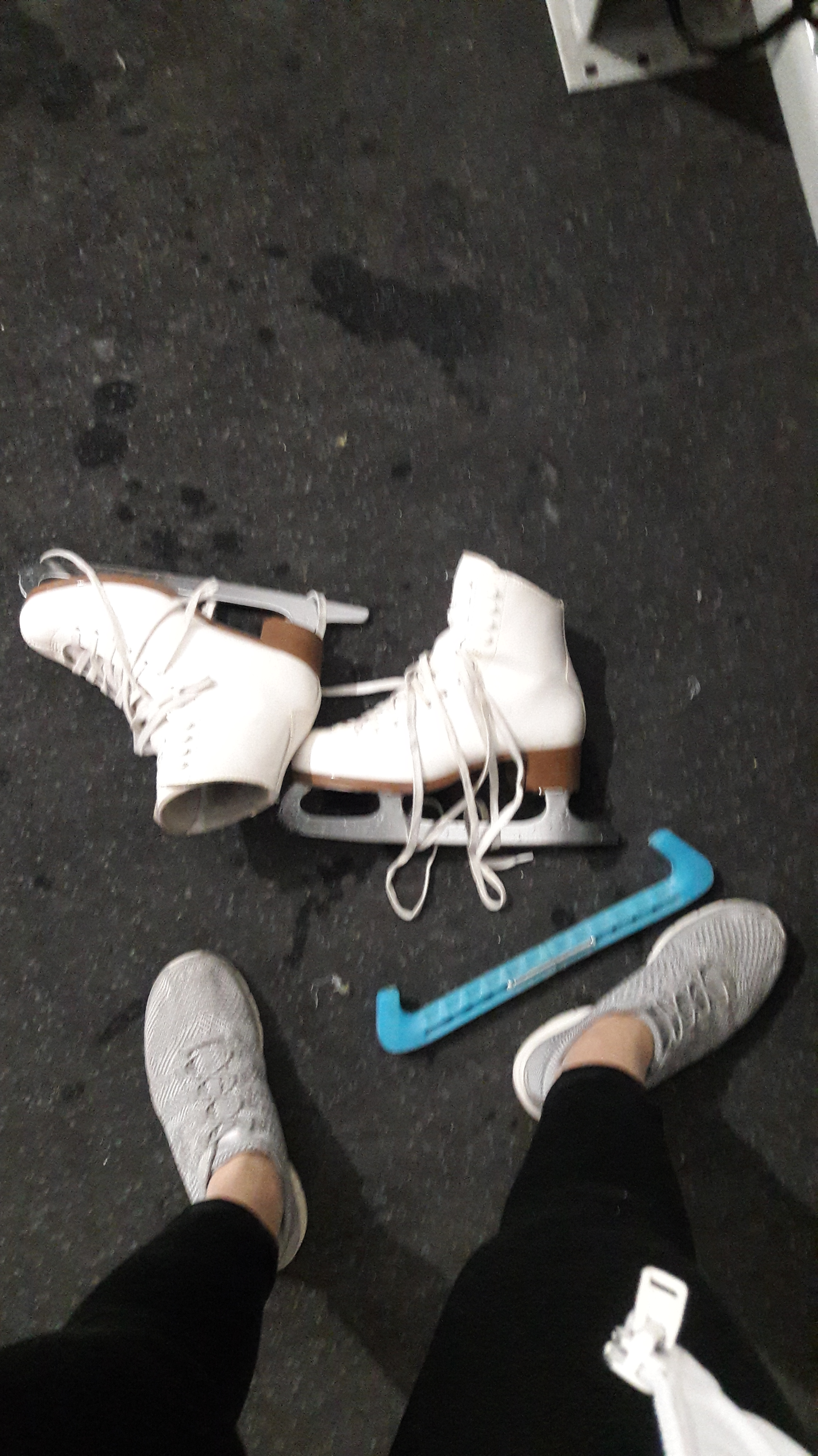 Figure Skating, Jackson skates
